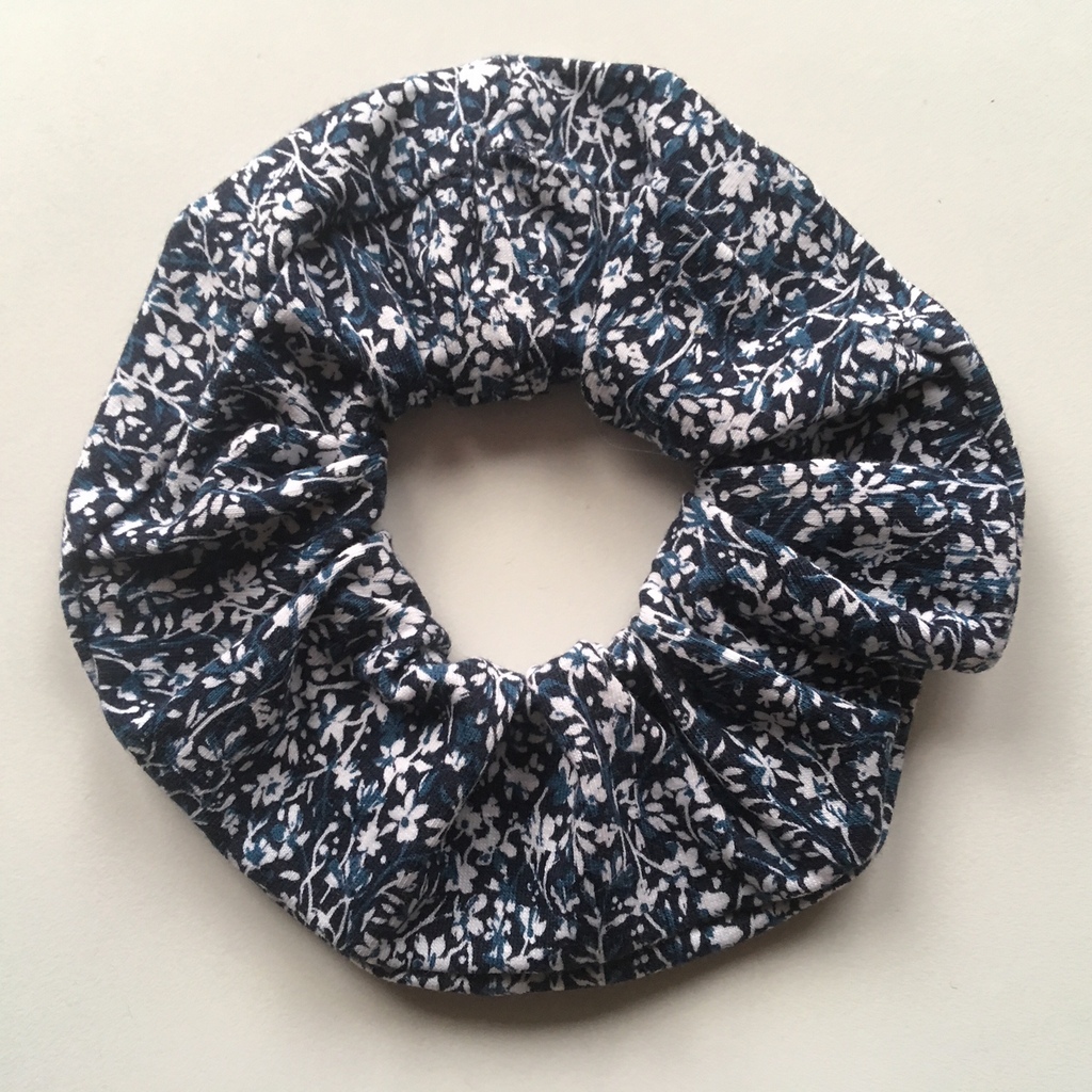 Scrunchie, mönstrade trikåhårband - Bild 3