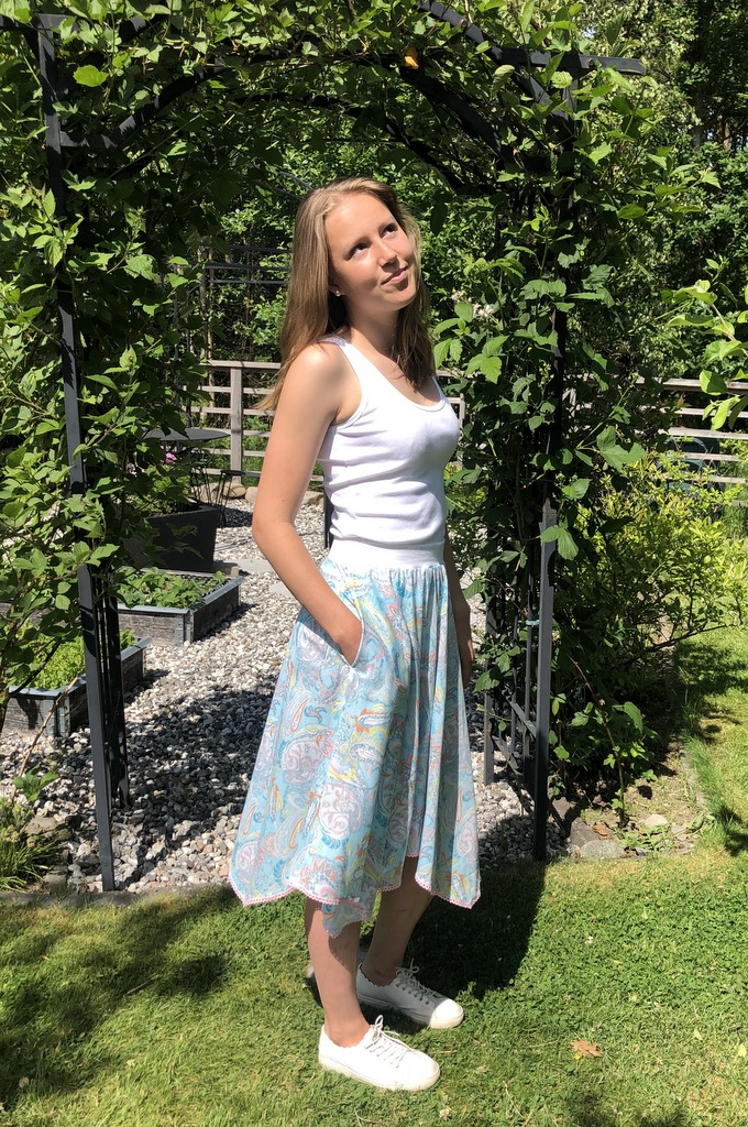 Sommarvals, mönstrad bomullskjol