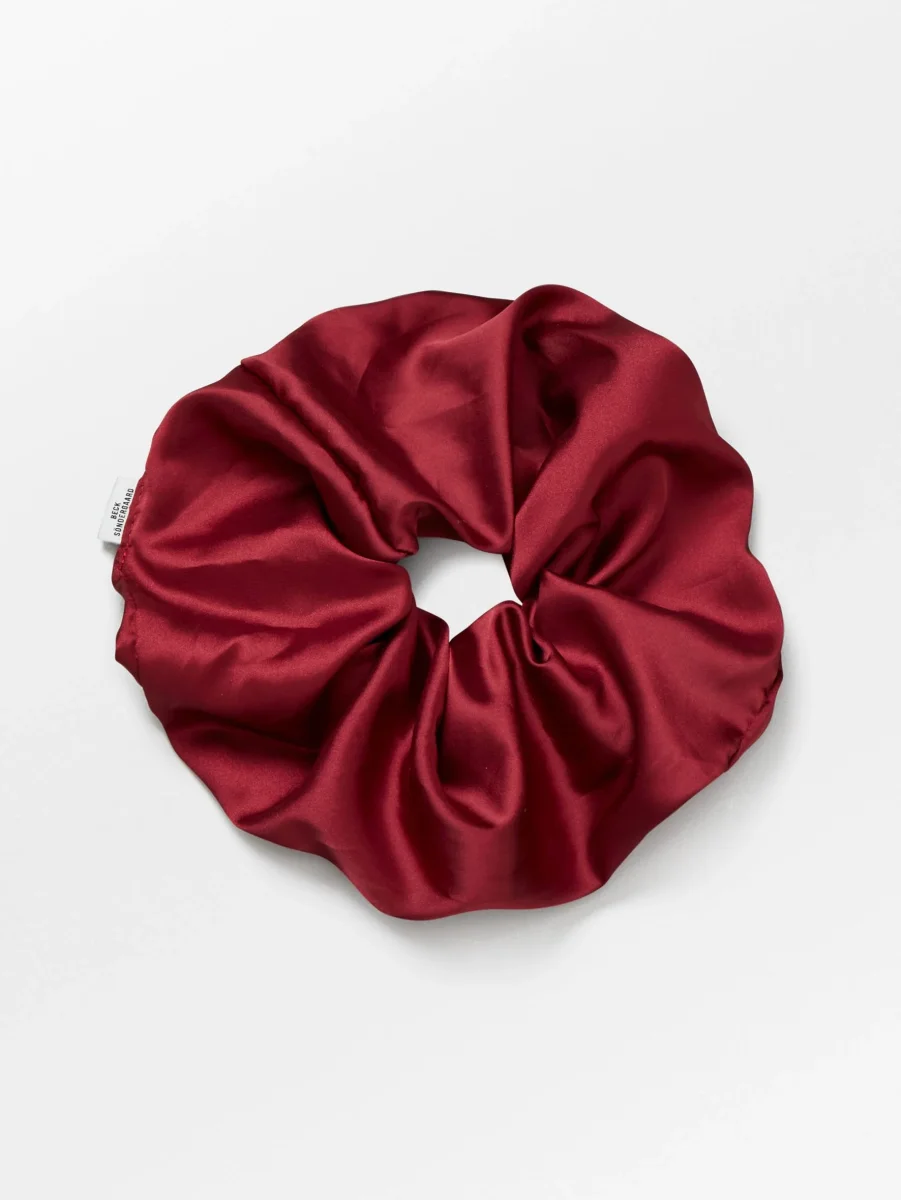 Luster Scrunchie